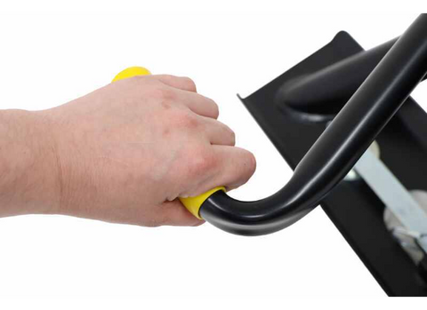Yellow Grip Handle Close-Up on PullRite OEX Super 5th 4900 Hitch - Easy Operation Detail | United RV Parts
